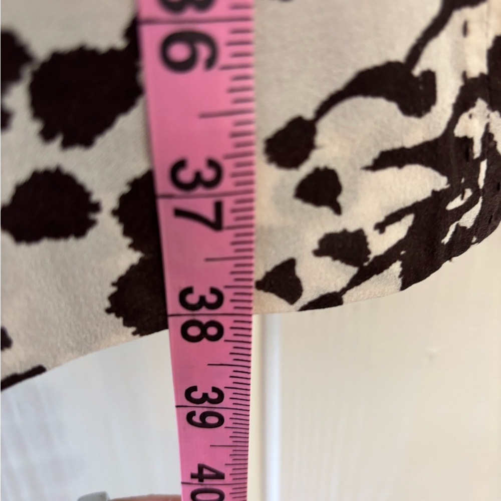 Tory Burch Silk Wrap Dress Animal Print Brown Cream Belted Roll sleeve Size 4 - Picture 6 of 10